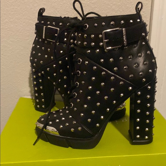 Gianni Bini Shoes - Gianni Bini Black and Silver Heeled Boots